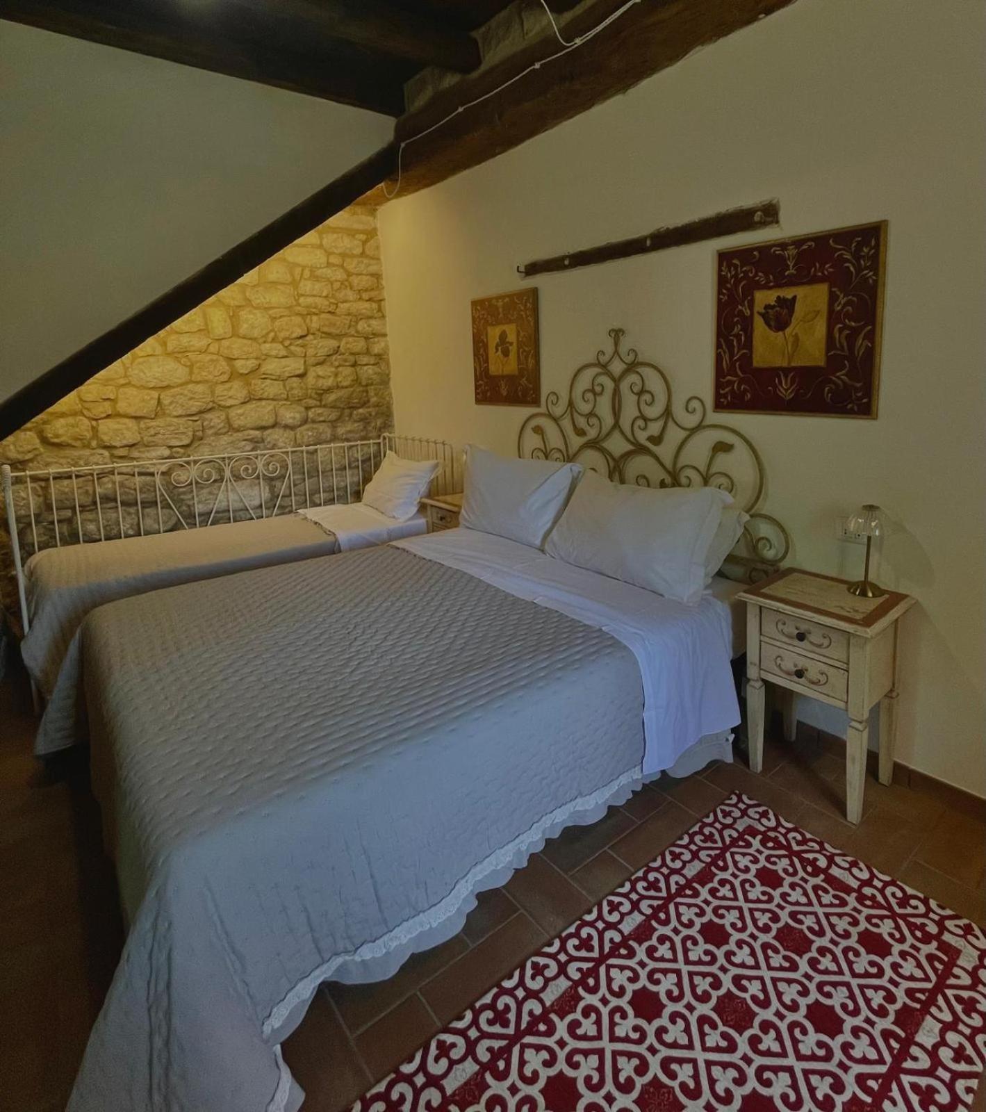 Agriturismo Casa Rastelli Monte Orsello Phòng bức ảnh