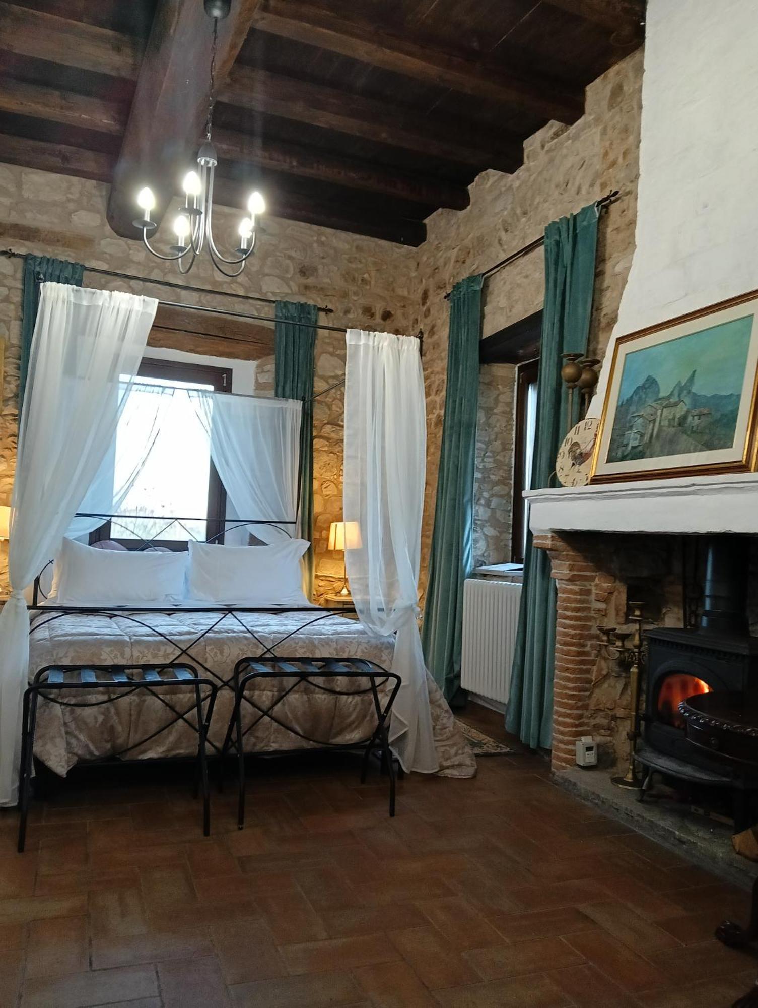 Agriturismo Casa Rastelli Monte Orsello Phòng bức ảnh