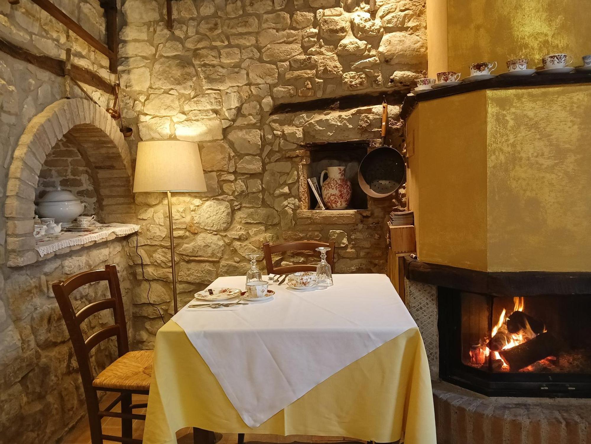 Agriturismo Casa Rastelli Monte Orsello Ngoại thất bức ảnh